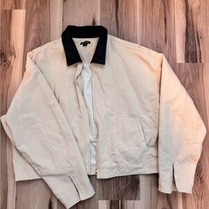PrettyLittleThing Cream Jacket with Black Collar